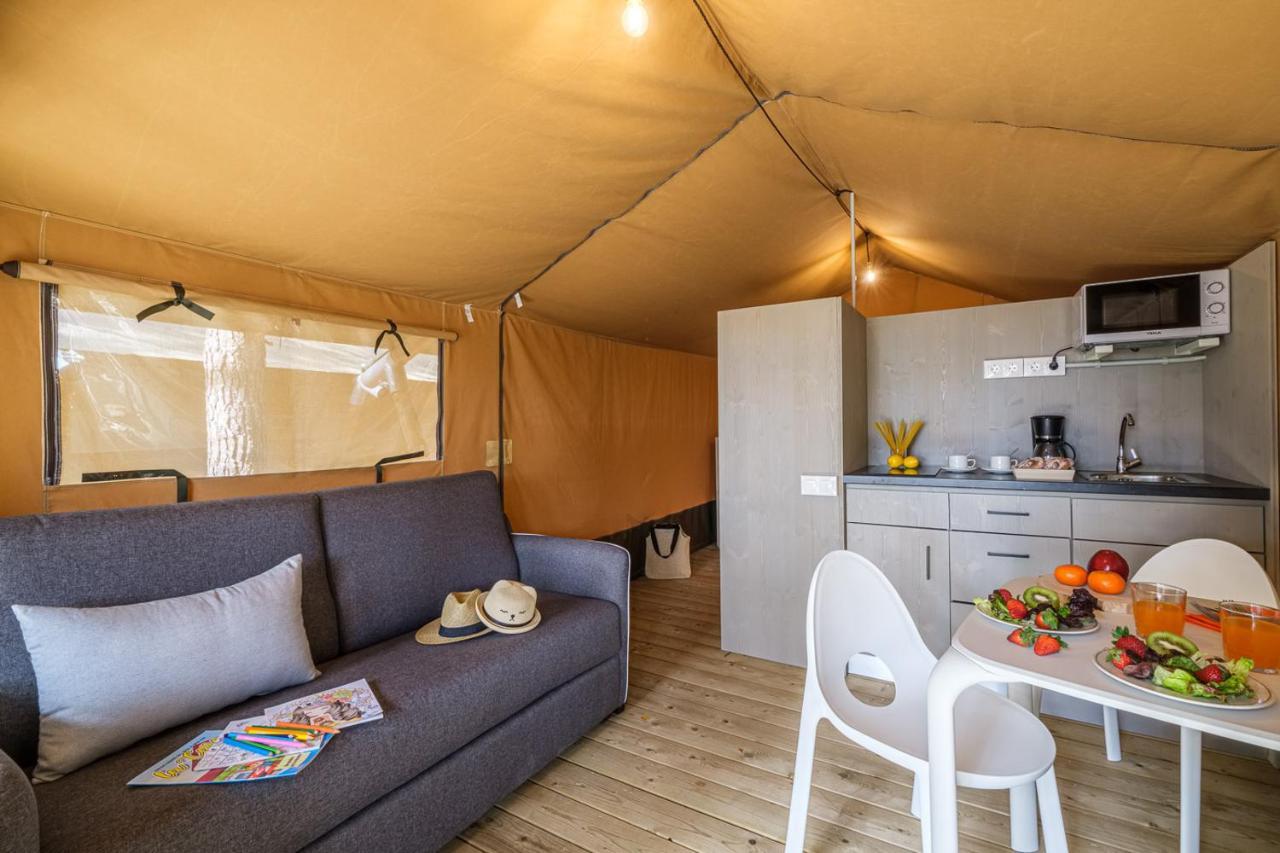 Camping Estival Torre De La Mora Tamarit Exterior photo