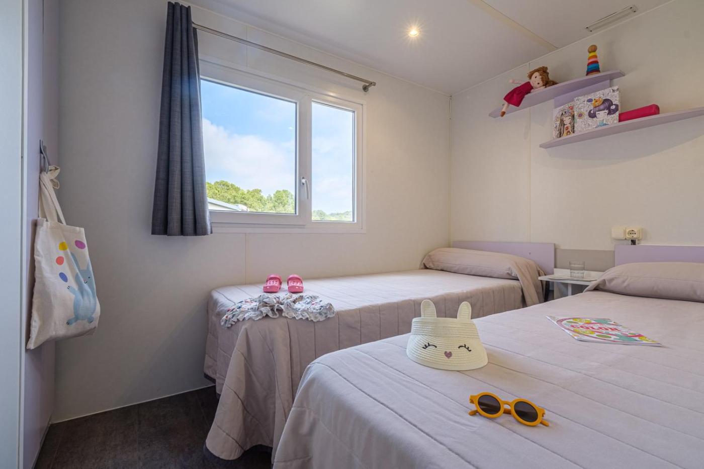Camping Estival Torre De La Mora Tamarit Room photo