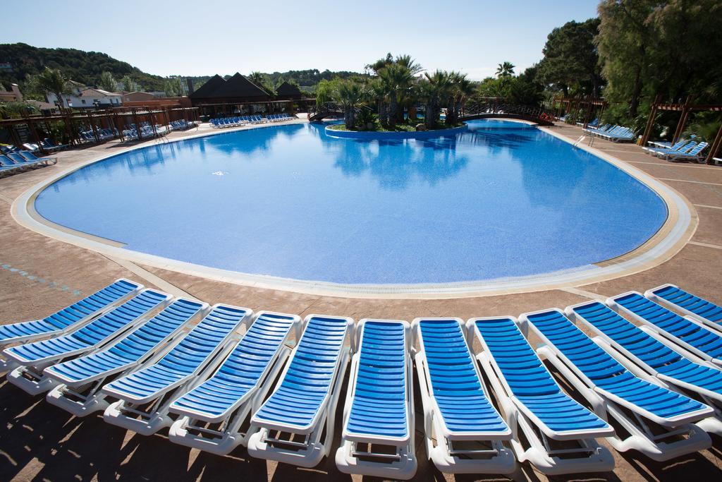 Camping Estival Torre De La Mora Tamarit Exterior photo